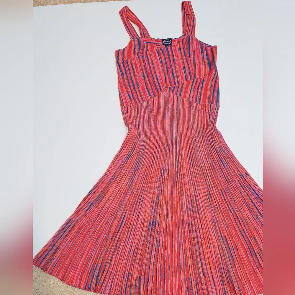 Colorful Space-dye Knit Jumper Dress, Size M - Picture 4 of 9